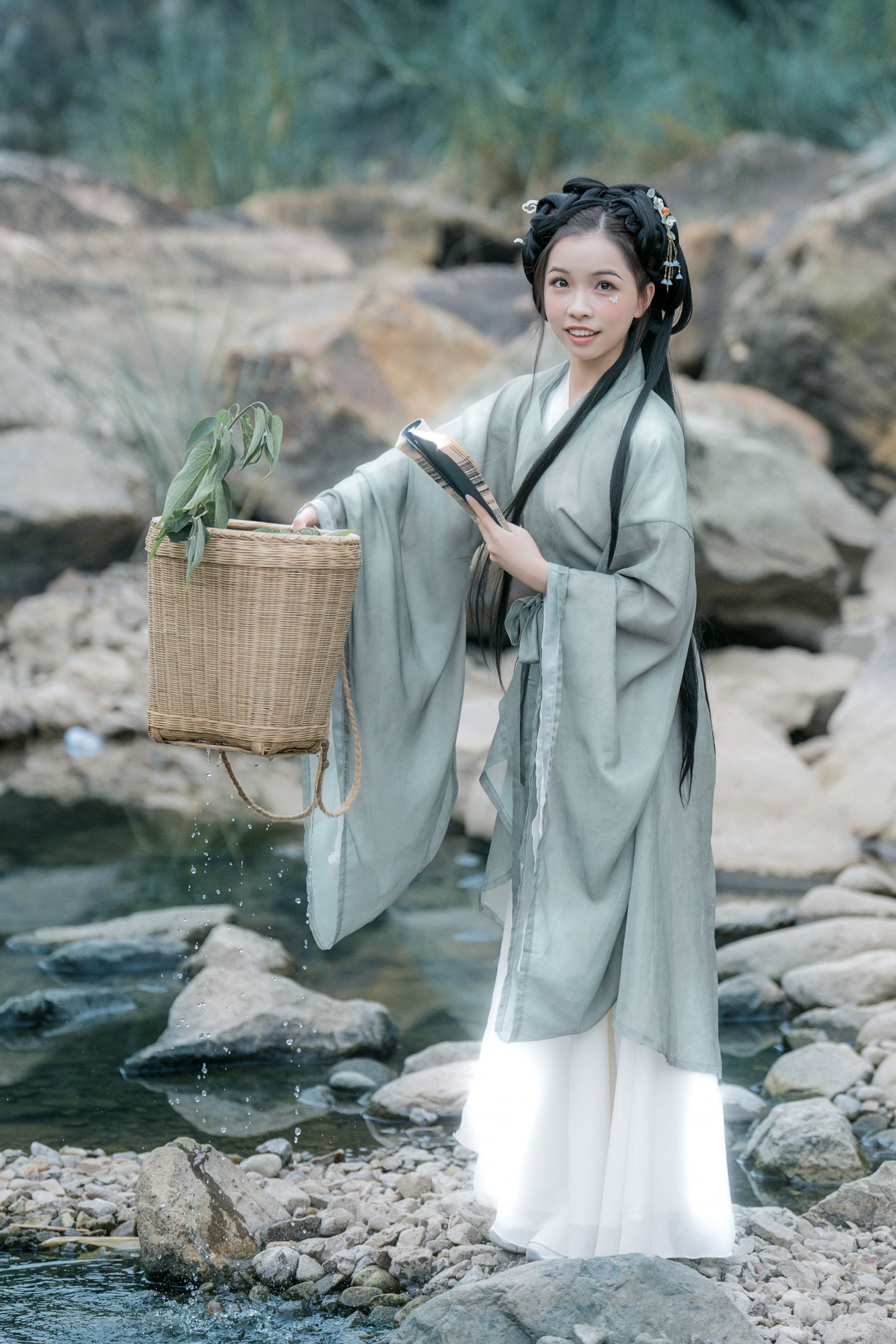 小潘 – 《古风人像拍摄-魏晋风-小潘》[25P]