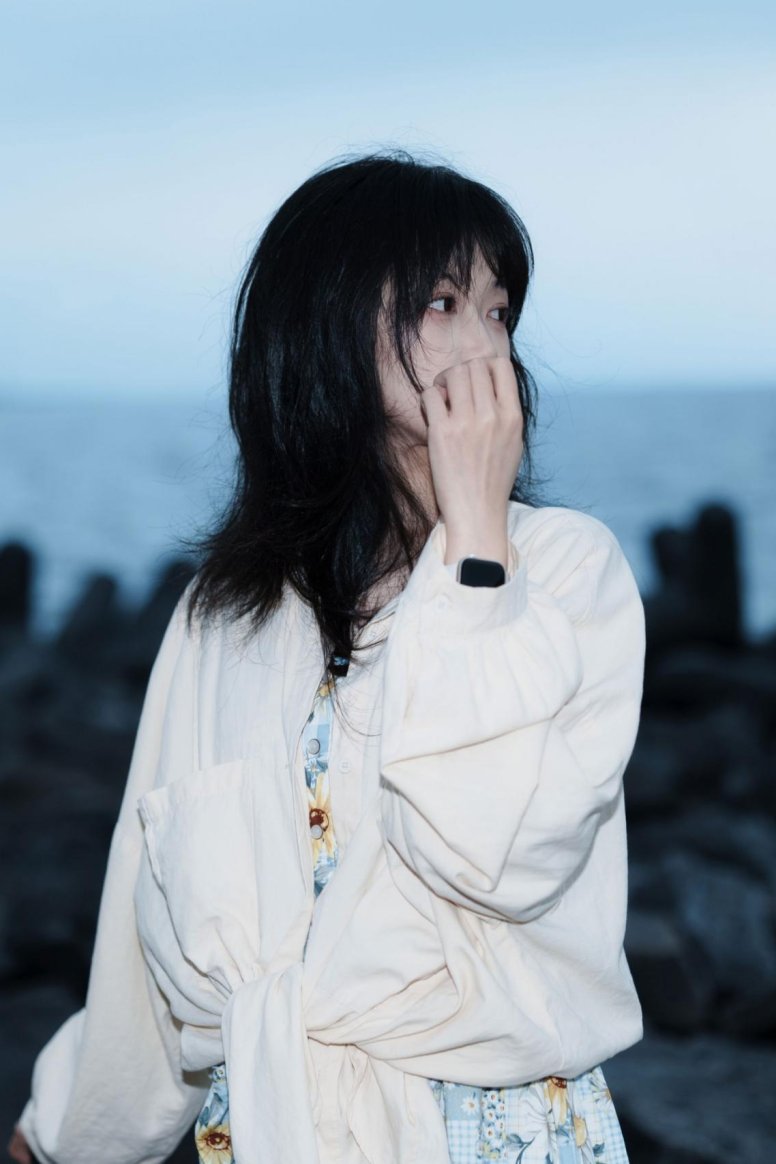 麻瓜社畜小圆 – 《海边情绪》[26P]